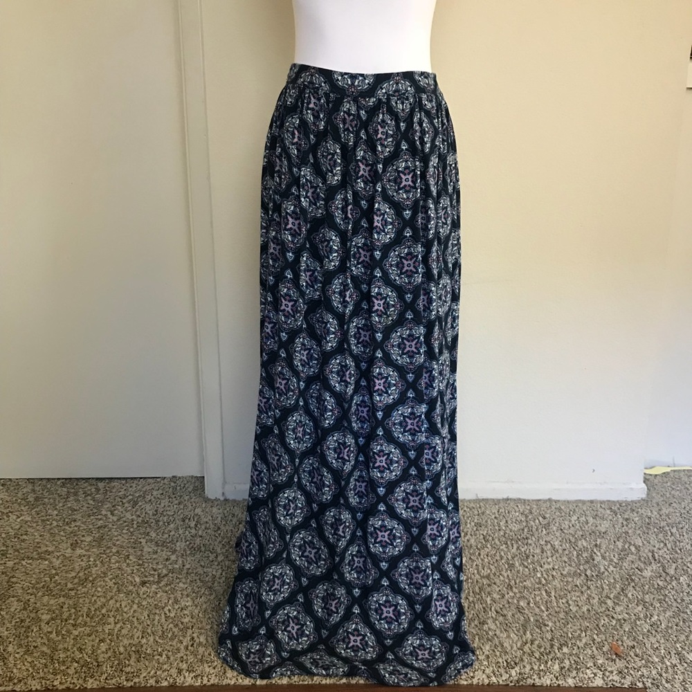 HOLLISTER maxi skirt